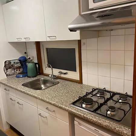 Gezellige In Lithse Ham シャレー Lith