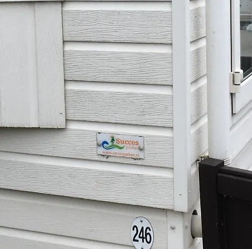 Gezellige In Lithse Ham Alpehytte Lith