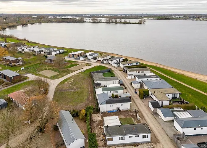 Alpesi faház Gezellige In Lithse Ham Lith